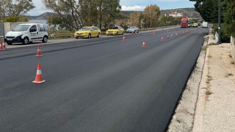Νέα άσφαλτος αλλά και... κάμερες ταχύτητας στην Παραλιακή!  